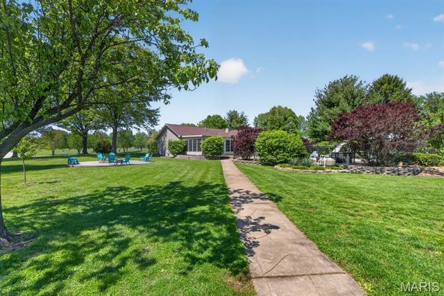2042 Saint Paul Road, O'fallon, MO 63366