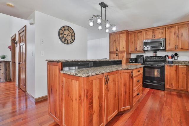 317 Middle Branch Road, New Boston, NH 03070