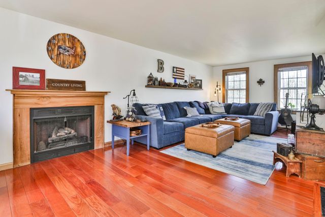 317 Middle Branch Road, New Boston, NH 03070