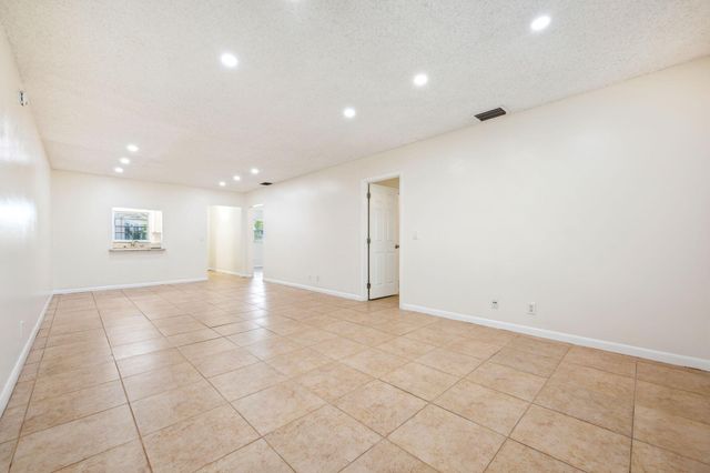 308 Southwind Court 6, North Palm Beach, FL 33408