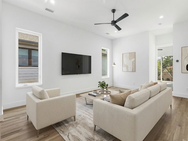 5611 Ellsworth Avenue 101, Dallas, TX 75206