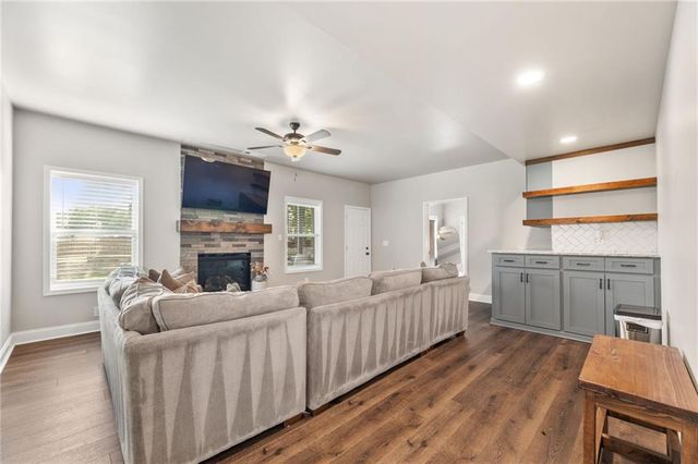 162 Lost Creek Boulevard, Dallas, GA 30132