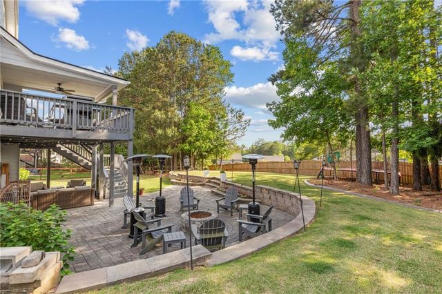 162 Lost Creek Boulevard, Dallas, GA 30132