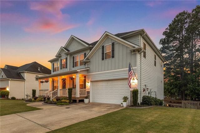 162 Lost Creek Boulevard, Dallas, GA 30132
