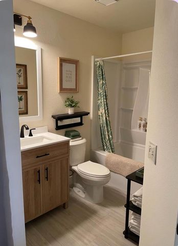 40880 Whirling Wind Drive C, Palm Desert, CA 92211