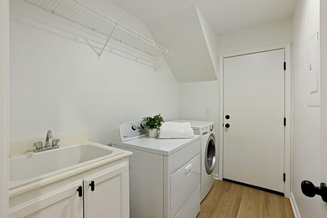 1883 Oswego Ct, Tracy, CA 95304