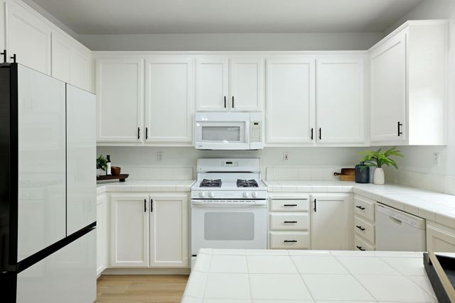 1883 Oswego Ct, Tracy, CA 95304