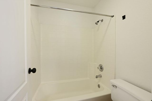 1883 Oswego Ct, Tracy, CA 95304