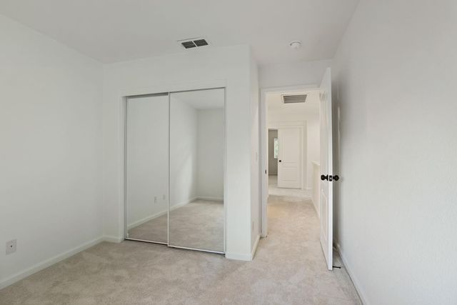 1883 Oswego Ct, Tracy, CA 95304