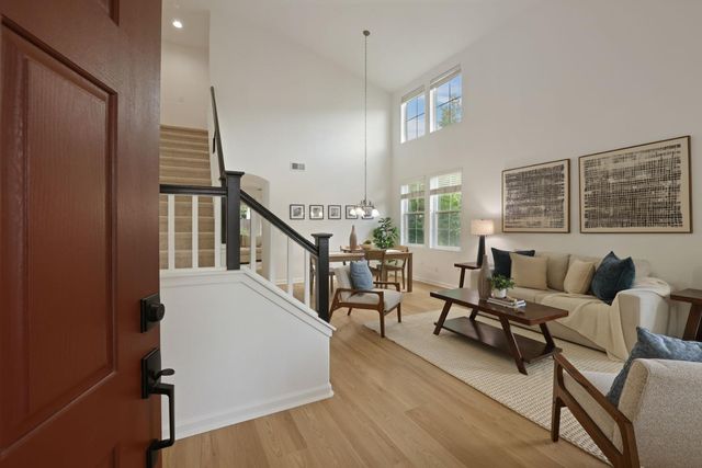 1883 Oswego Ct, Tracy, CA 95304