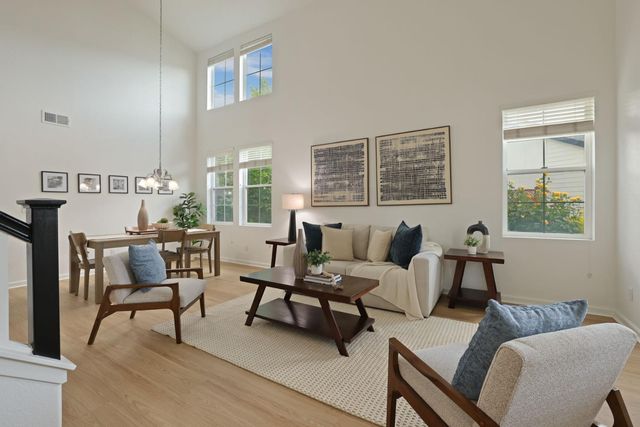 1883 Oswego Ct, Tracy, CA 95304