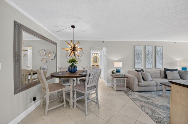 3215 S Ocean Boulevard 501, Highland Beach, FL 33487