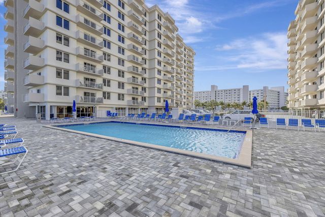 3215 S Ocean Boulevard 501, Highland Beach, FL 33487
