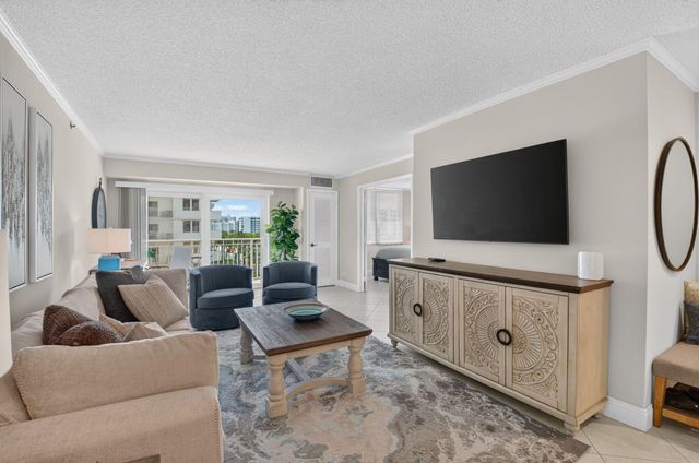 3215 S Ocean Boulevard 501, Highland Beach, FL 33487