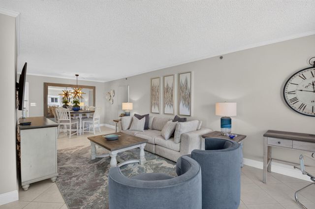 3215 S Ocean Boulevard 501, Highland Beach, FL 33487