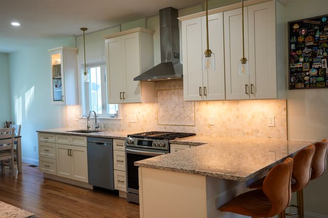 12 Kodiak Ln 12, Milford, MA 01757