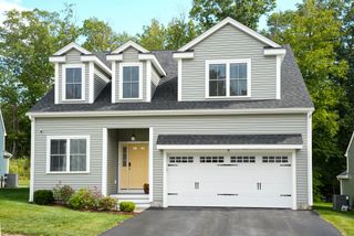 12 Kodiak Ln 12, Milford, MA 01757