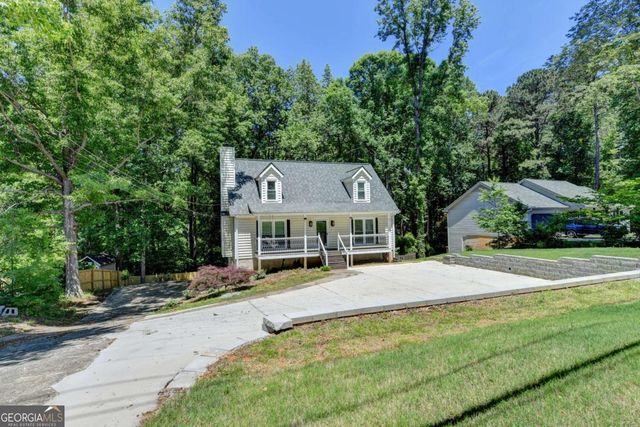 1530 Plunketts Road, Buford, GA 30519