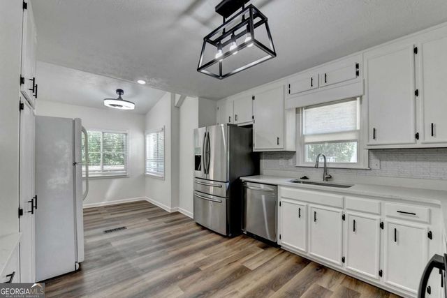 1530 Plunketts Road, Buford, GA 30519
