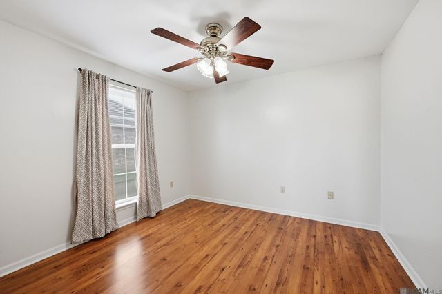 18341 Lake Indigo Dr, Baton Rouge, LA 70817