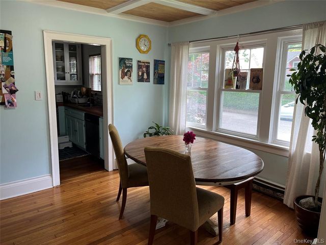 25 Willow Avenue, Huntington, NY 11743