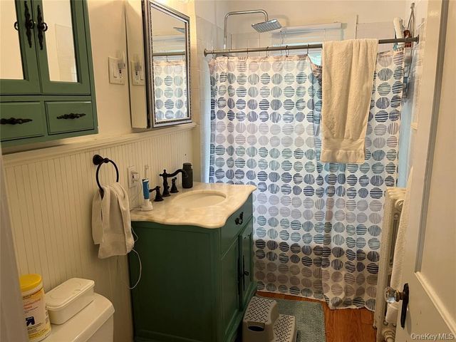 25 Willow Avenue, Huntington, NY 11743