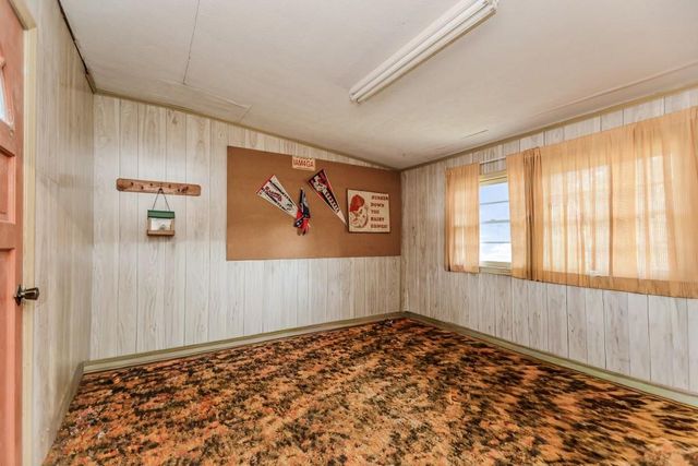 253 3rd Avenue, Winder, GA 30680