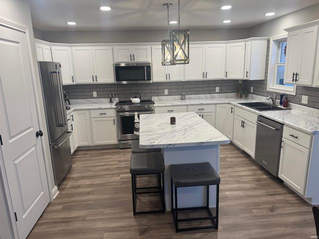 2592 Tigers Trail, Decatur, IN 46733