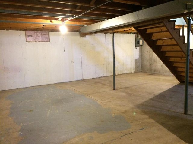 933 SHEA AVENUE, Green Bay, WI 54303