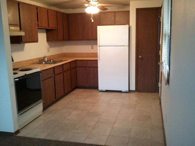 933 SHEA AVENUE, Green Bay, WI 54303