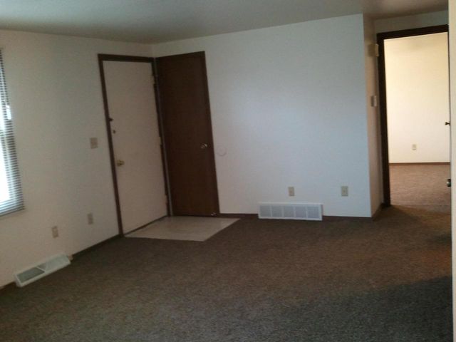 933 SHEA AVENUE, Green Bay, WI 54303