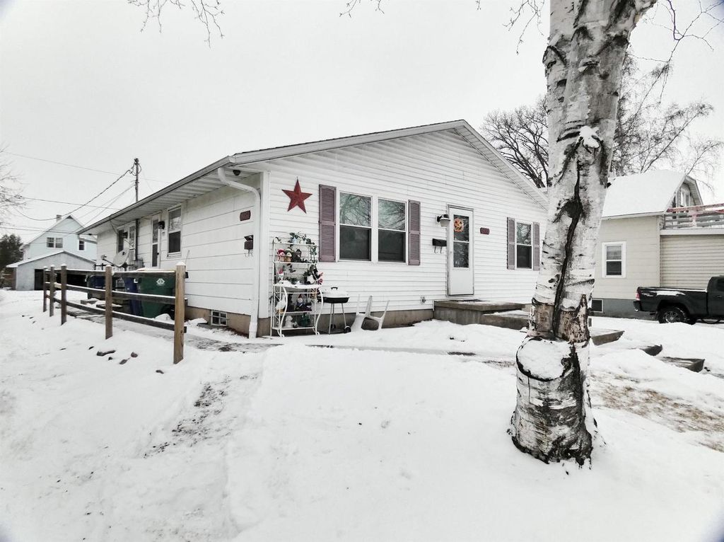 933 SHEA AVENUE, Green Bay, WI 54303