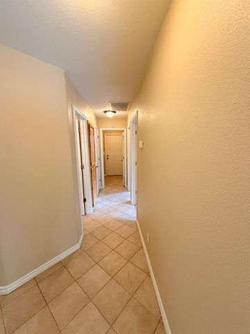 1490 Cobblestone Dr, Lincoln, CA 95648