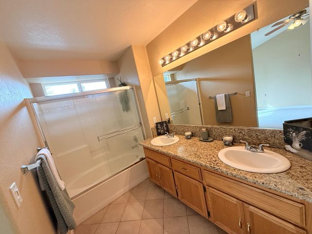 1490 Cobblestone Dr, Lincoln, CA 95648