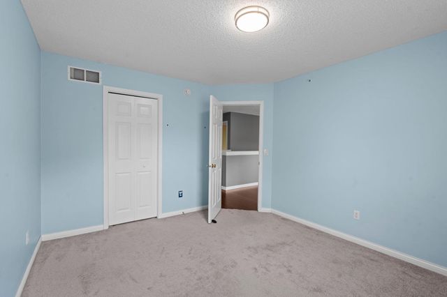 883 Braunworth Court, Chaska, MN 55318