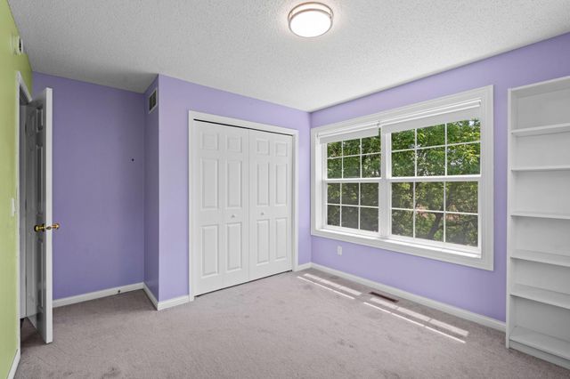 883 Braunworth Court, Chaska, MN 55318