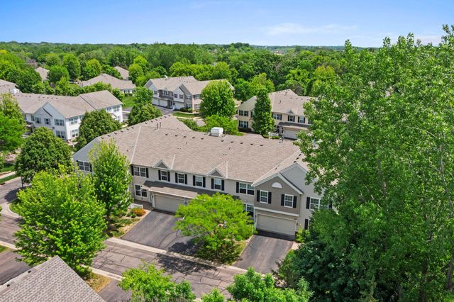 883 Braunworth Court, Chaska, MN 55318