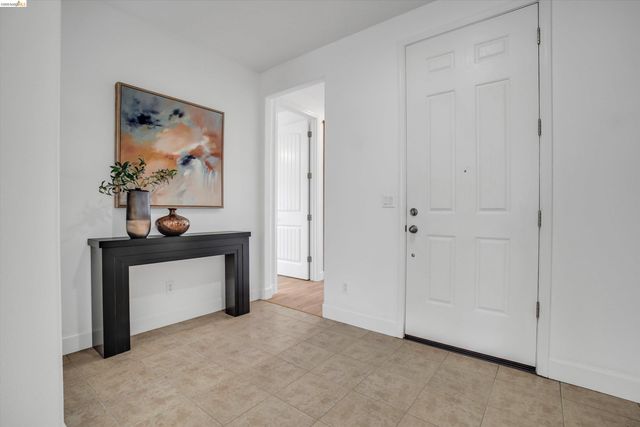 608 Big Basin Dr, Brentwood, CA 94513