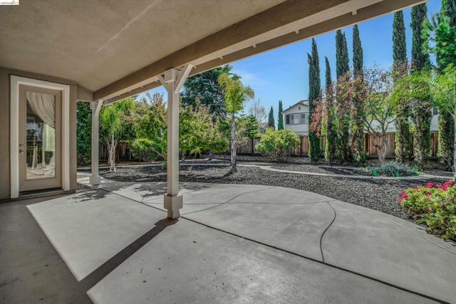 608 Big Basin Dr, Brentwood, CA 94513