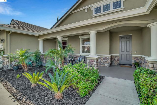 608 Big Basin Dr, Brentwood, CA 94513