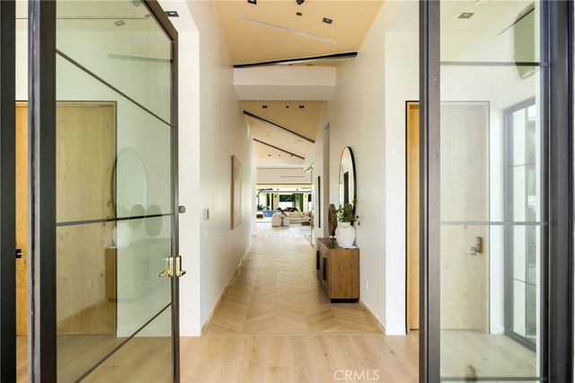 11826 Kling Street, Valley Village, CA 91607