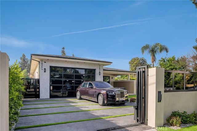 11826 Kling Street, Valley Village, CA 91607