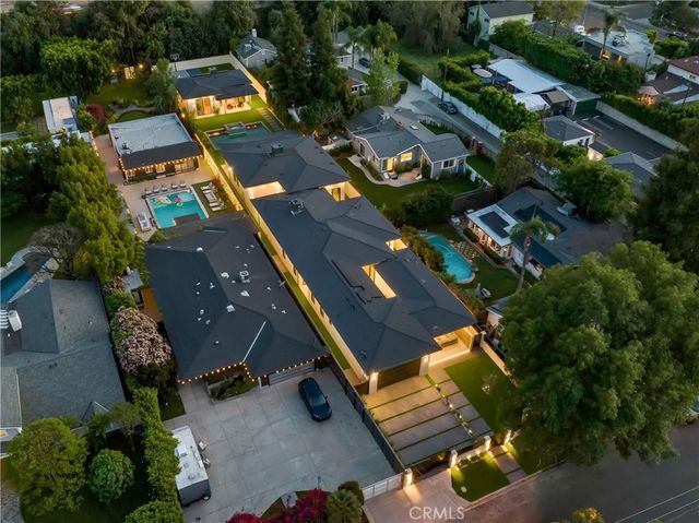 11826 Kling Street, Valley Village, CA 91607
