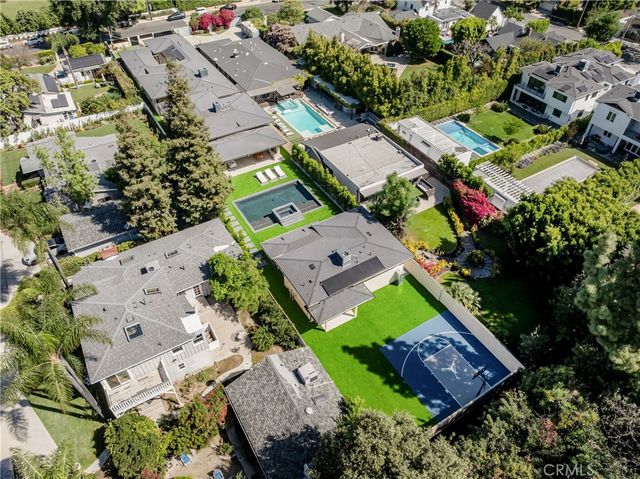 11826 Kling Street, Valley Village, CA 91607