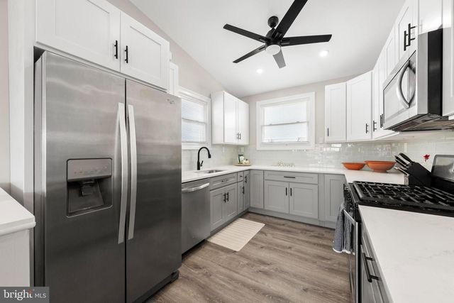 88 DAVID DR, Manahawkin, NJ 08050