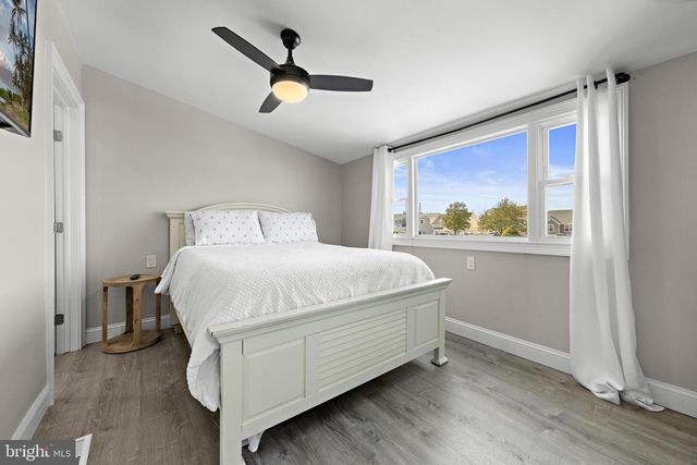 88 DAVID DR, Manahawkin, NJ 08050