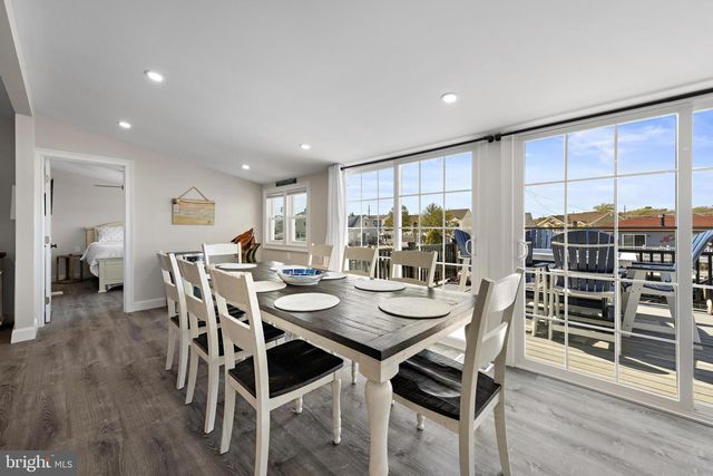 88 DAVID DR, Manahawkin, NJ 08050
