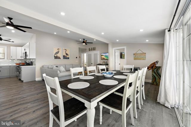 88 DAVID DR, Manahawkin, NJ 08050