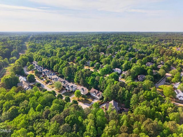 141 Eden Glen Drive, Holly Springs, NC 27540