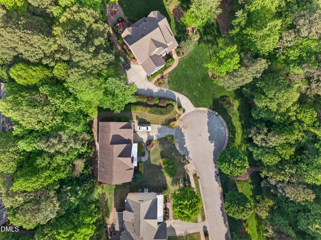 141 Eden Glen Drive, Holly Springs, NC 27540